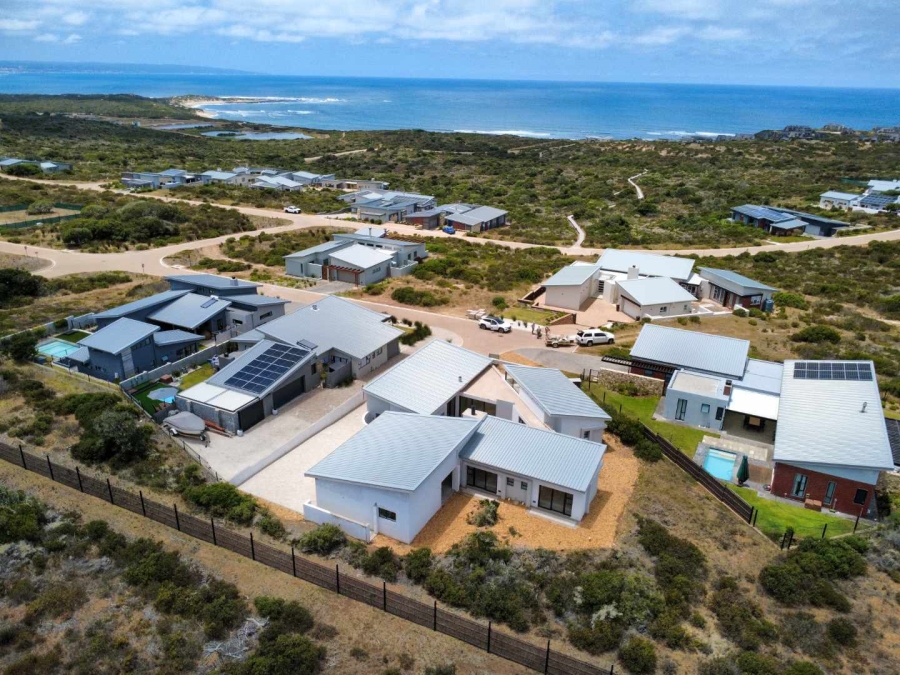 3 Bedroom Property for Sale in Stilbaai Wes Western Cape